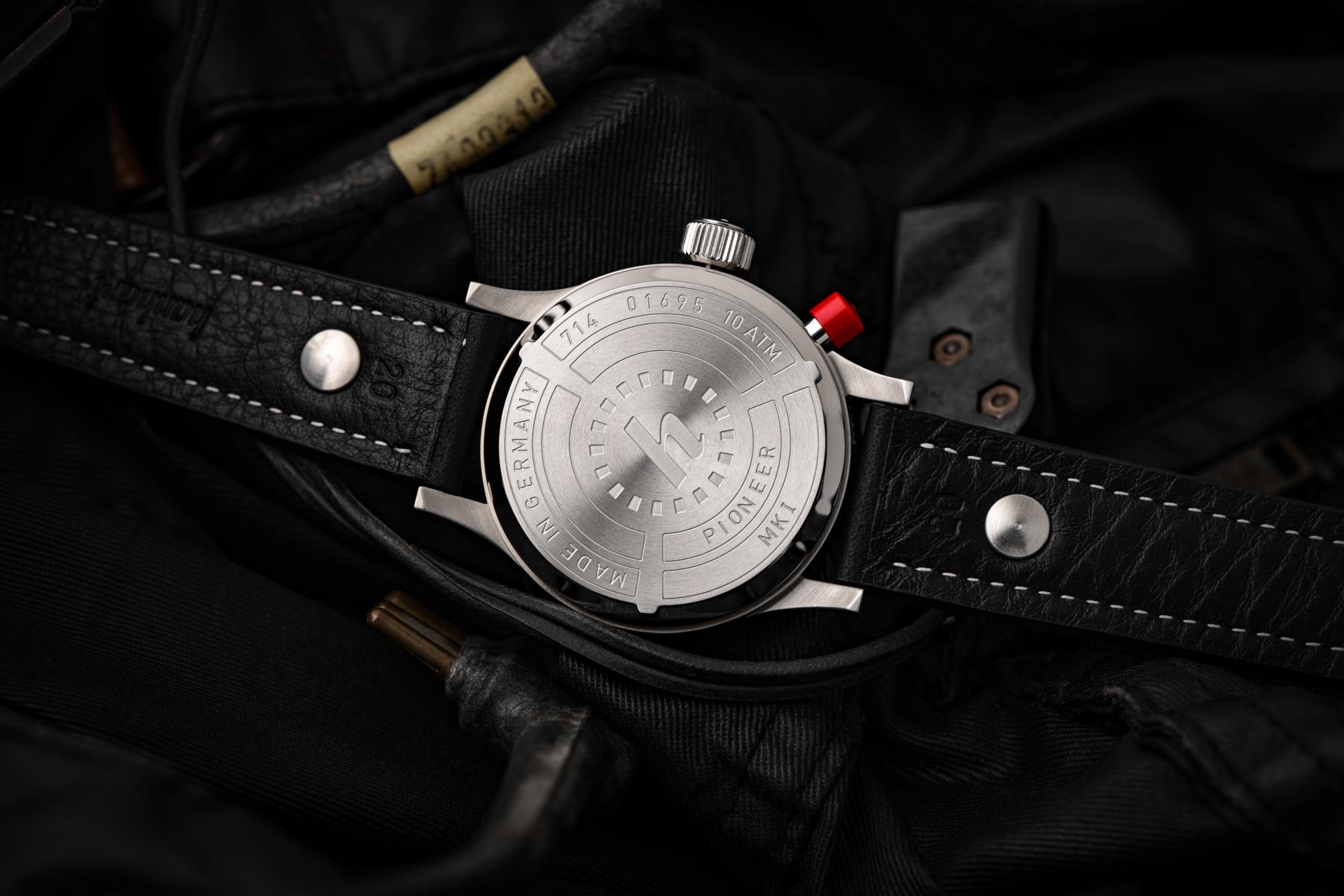 hanhart-mkI-reverse-panda-xs-10