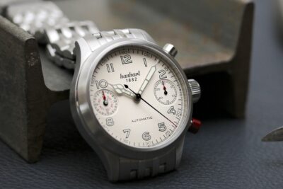 hanhart-pioneer-twindicator-flat-bezel-silver-metal-3