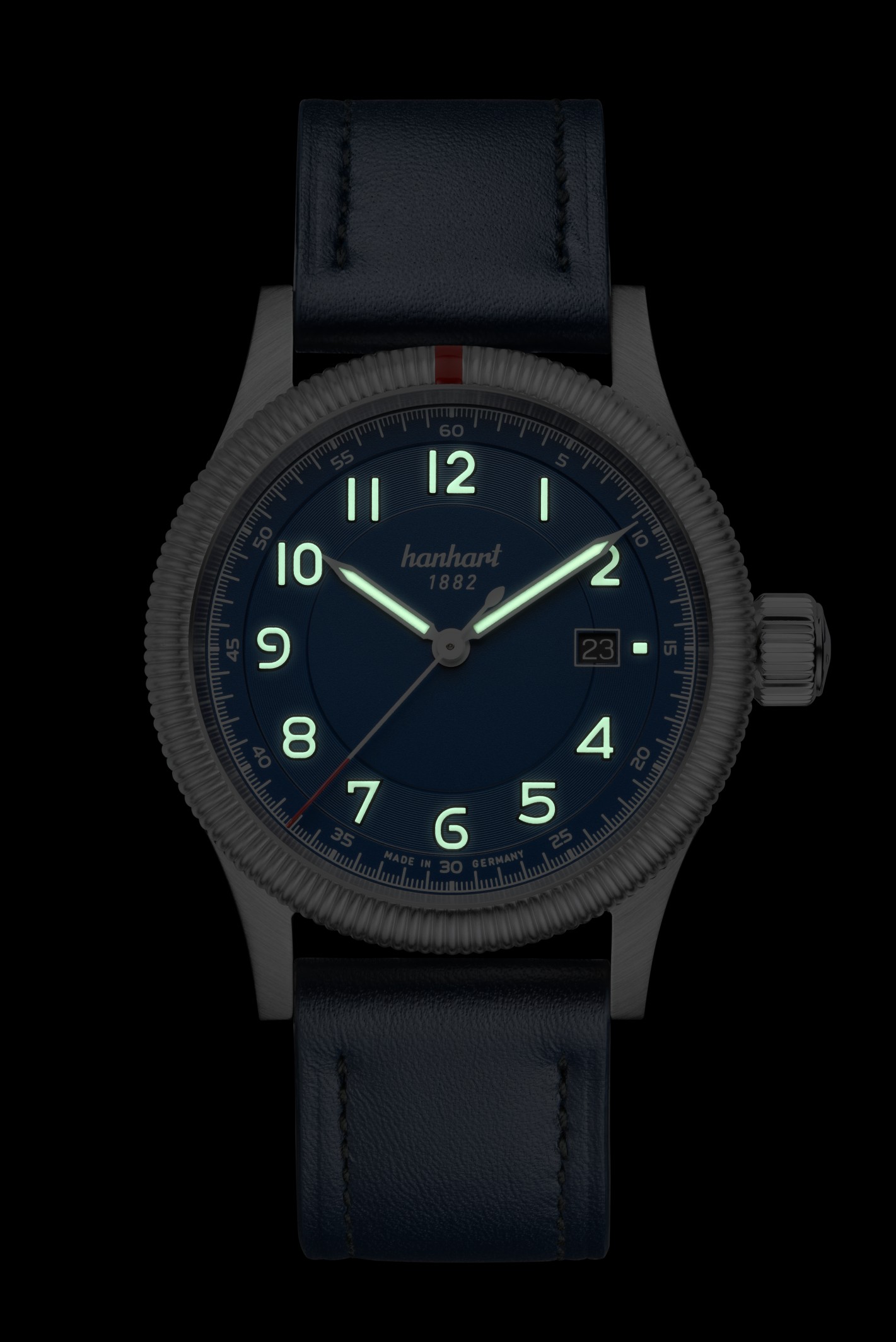PIONEER One blau Nachtansicht