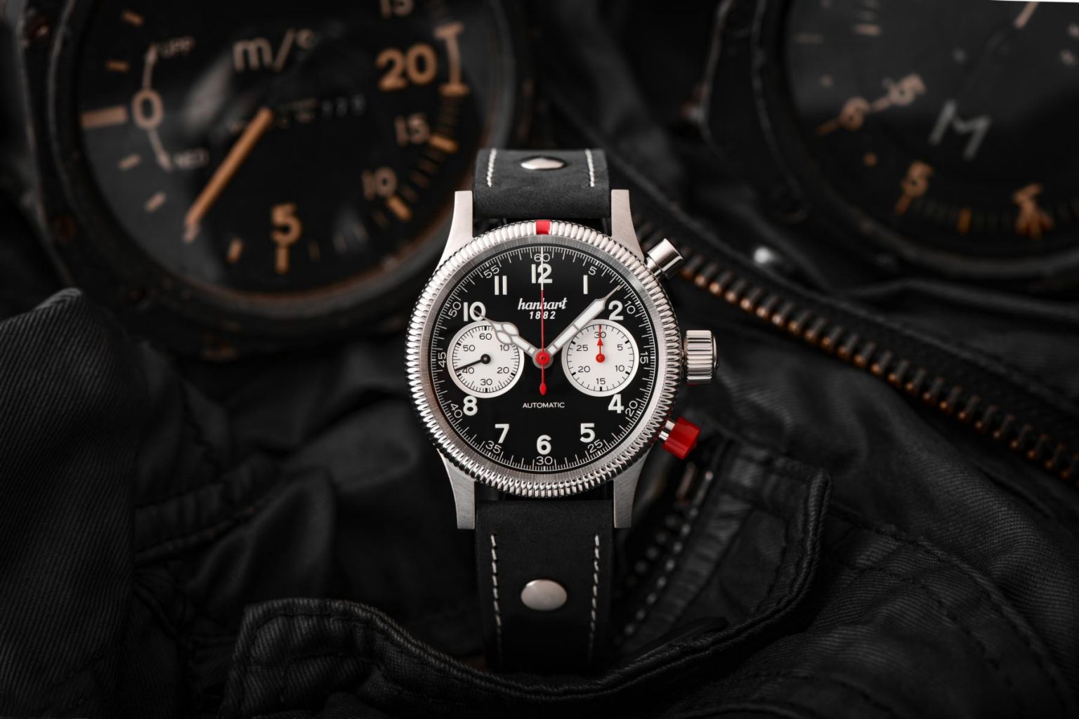 hanhart-mkII-reverse-panda-xs-2-1536x1024