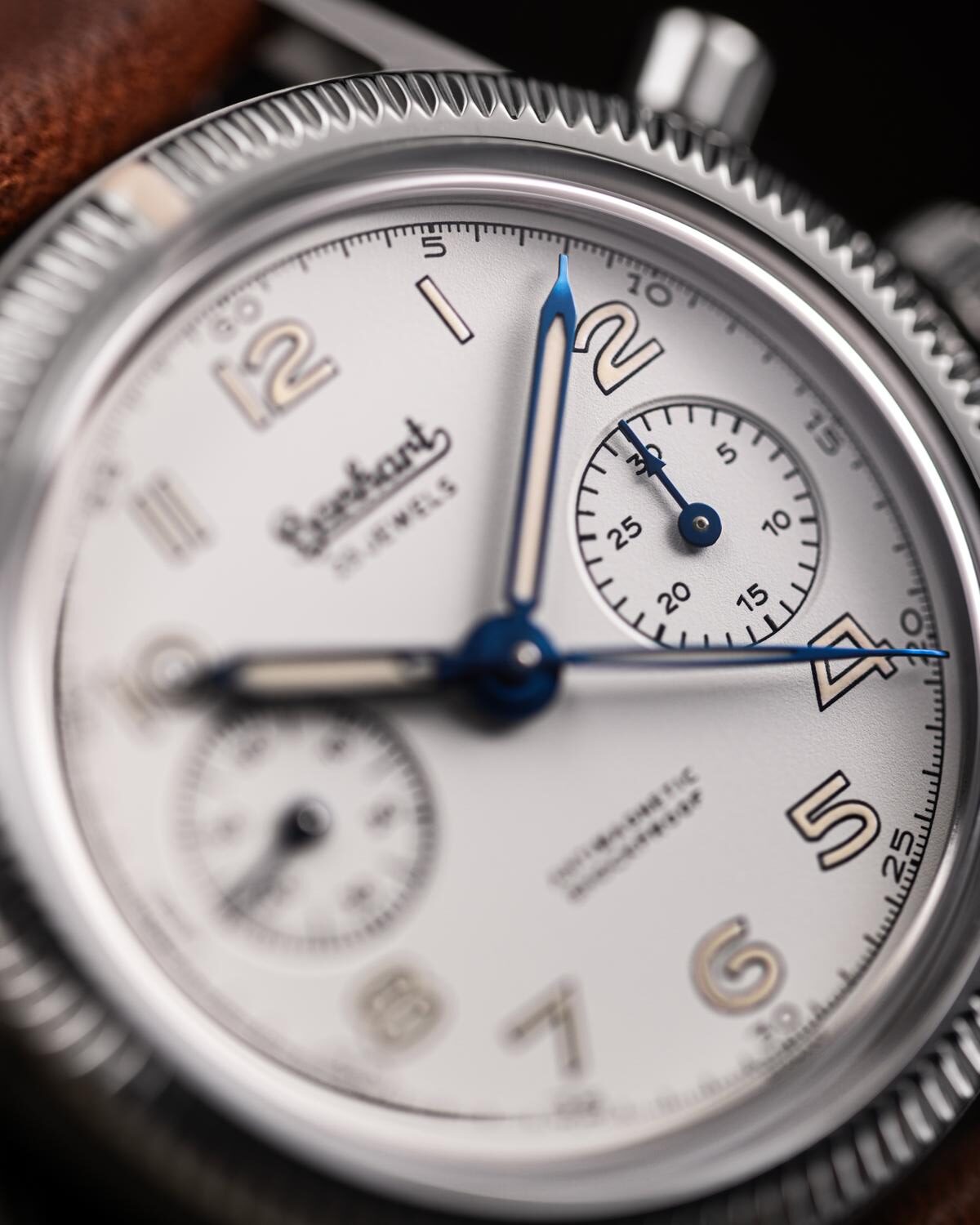 hanhart-moby-dick-39-mm-mood-1-xs-rotated-1 hanhart-moby-dick-39-mm-mood-1-xs-rotated-1