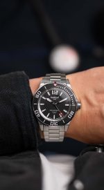 wristshot-2.jpg